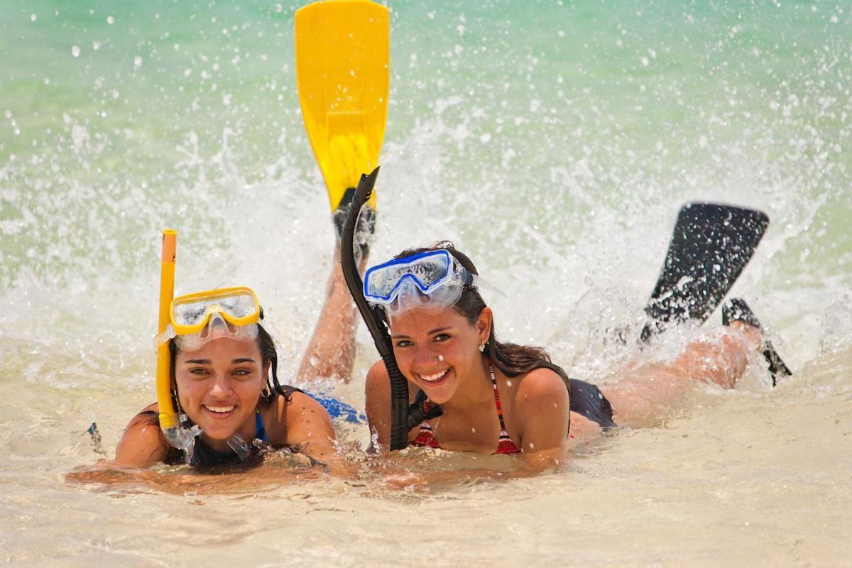 דאנגריגה Pelican Beach Resort South Water Caye מראה חיצוני תמונה